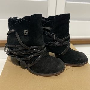 Freebird Cairo - size 7 .